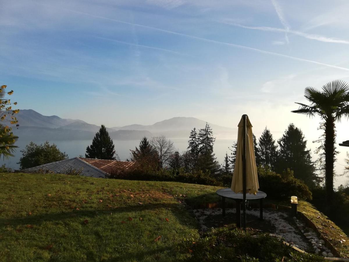 Romantica Casetta Nel Verde Con Vista Sul Lago Belgirate Kültér fotó